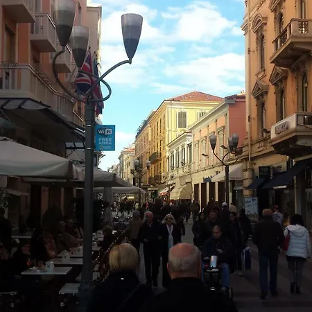 Monteggia Санремо