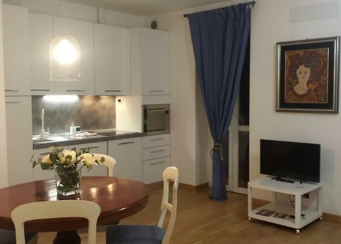 Monteggia Lejlighed *