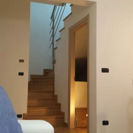 Monteggia Apartment *