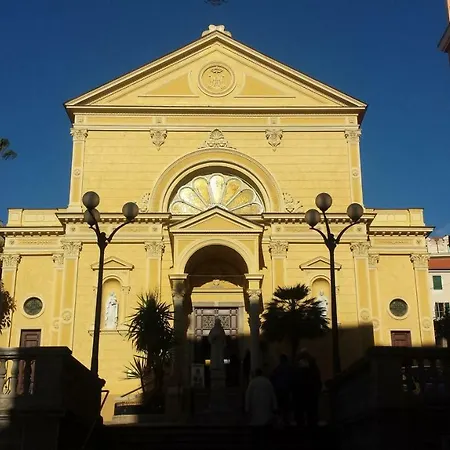 Monteggia Apartment *